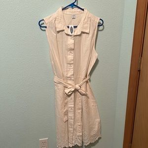 Old navy NWT cream dress! 🌷